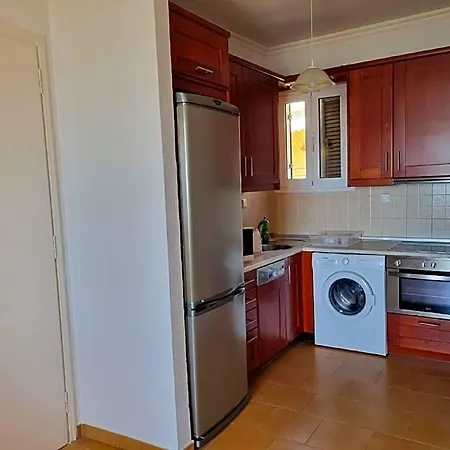 Отель Glyfada Beachfront A3g 58a 3*