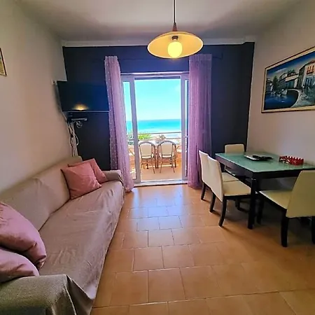 Glyfada Beachfront A3g 58a